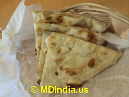 Bethesda Curry Kitchen Naan Bread © MDIndia.us